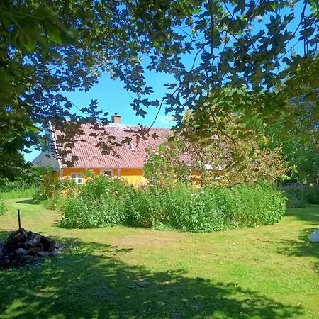 Cozy Summer House On Sejero *